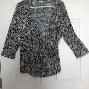 Chicos crossbody Knit top